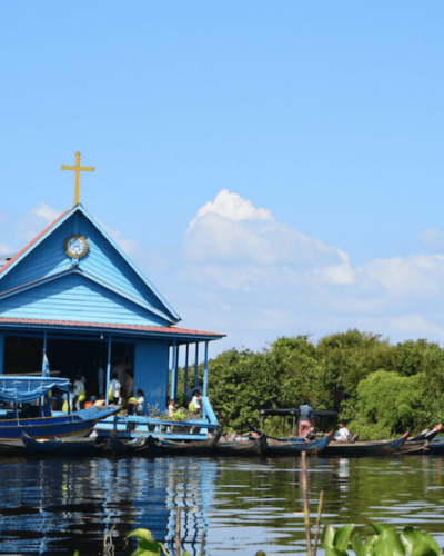Slow boat to Battambang.