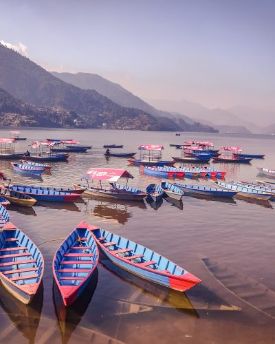 nepal pokhara boat-5259883_1920-pixabay