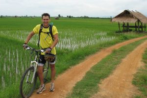 smilingalbino-bio-dan-crai-biking